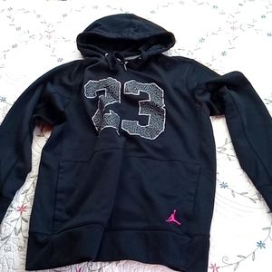 Jordan training pull over hoodie size large youth